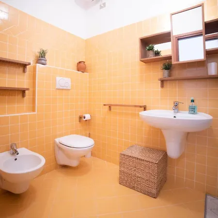 Welcome Traveller Charm Costabella Apartman *