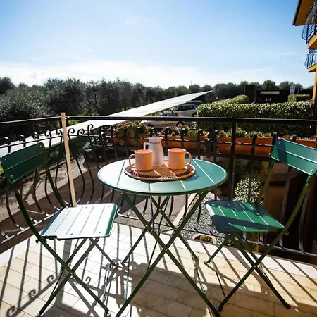 Welcome Traveller Charm Costabella Apartman *