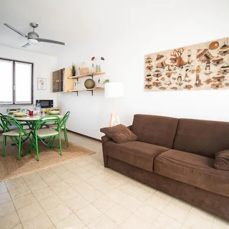 Welcome Traveller Charm Costabella Apartman *